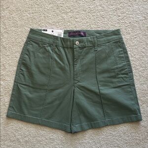 Ladies Gloria Vanderbilt Pintuck Short